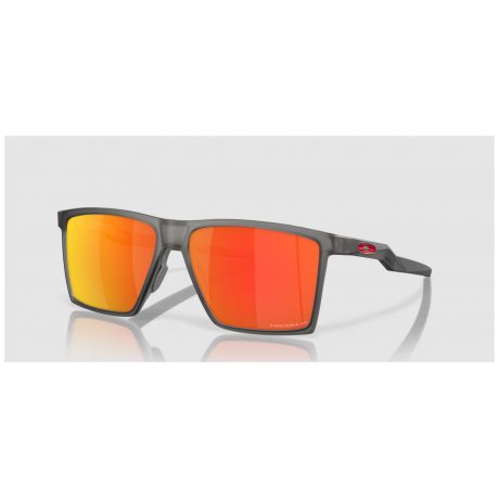 Oakley Futurity satin grey smoke/prizm ruby polarized